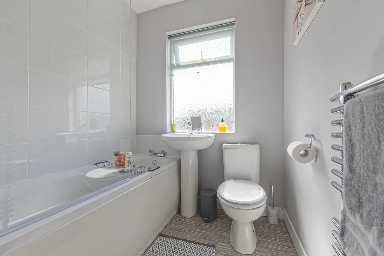 Apartment York House - Short Stay Leeds Leeds  United Kingdom